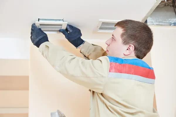 10 Signs It’s Time to Clean Your Air Ducts